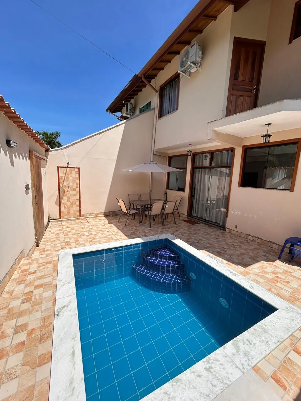 Pousada com piscina em Paraty